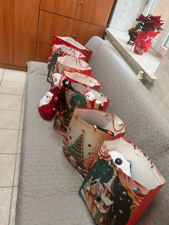 Święty Mikołaj odwiedził pacjentów szpitala w Tomaszowie Lubelskim [ZDJĘCIA]