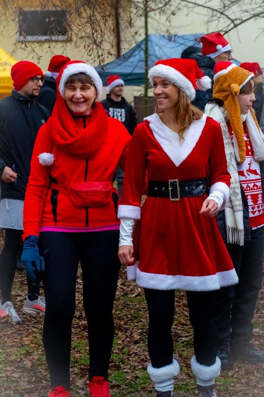 Tomaszowski Bieg Mikołajkowy [GALERIA ZDJĘĆ]