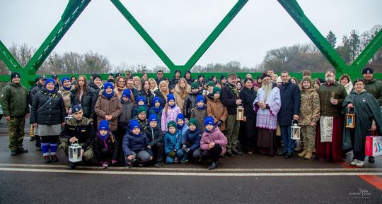 Betlejemskie Światło Pokoju w Zosinie - galeria zdjęć Betlejemskie Światło Pokoju w Zosinie - galeria zdjęć