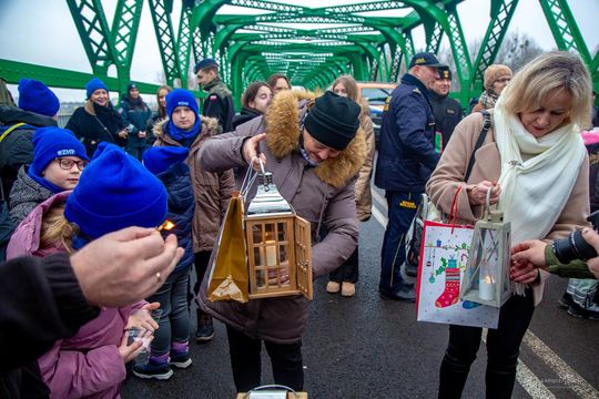 Betlejemskie Światło Pokoju w Zosinie - galeria zdjęć Betlejemskie Światło Pokoju w Zosinie - galeria zdjęć