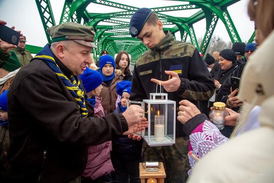 Betlejemskie Światło Pokoju w Zosinie - galeria zdjęć Betlejemskie Światło Pokoju w Zosinie - galeria zdjęć