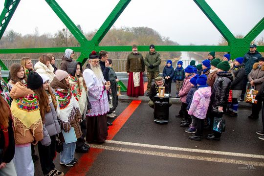 Betlejemskie Światło Pokoju w Zosinie - galeria zdjęć Betlejemskie Światło Pokoju w Zosinie - galeria zdjęć