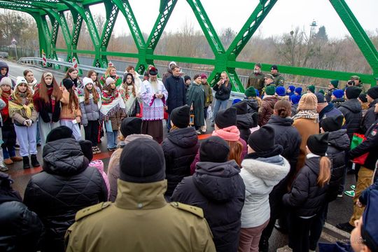 Betlejemskie Światło Pokoju w Zosinie - galeria zdjęć Betlejemskie Światło Pokoju w Zosinie - galeria zdjęć