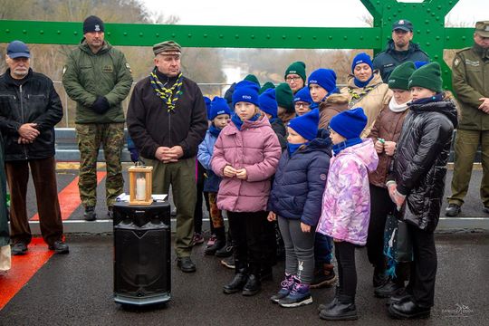 Betlejemskie Światło Pokoju w Zosinie - galeria zdjęć Betlejemskie Światło Pokoju w Zosinie - galeria zdjęć