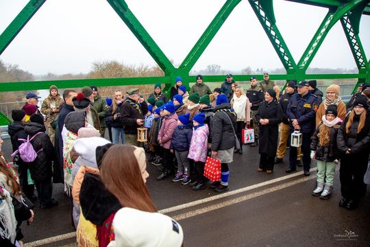 Betlejemskie Światło Pokoju w Zosinie - galeria zdjęć Betlejemskie Światło Pokoju w Zosinie - galeria zdjęć
