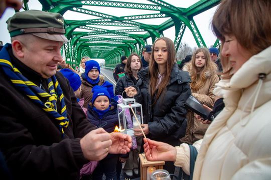 Betlejemskie Światło Pokoju w Zosinie - galeria zdjęć