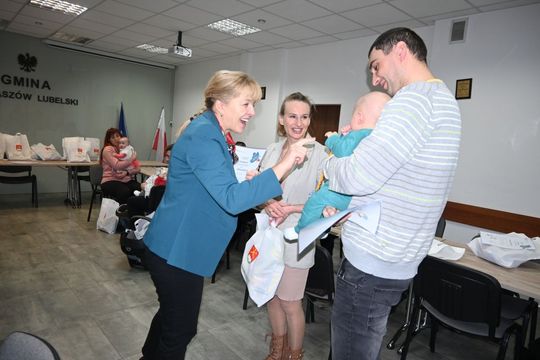 Wójt poznała najmłodszych mieszkańców gminy Tomaszów Lubelski [ZDJĘCIA]