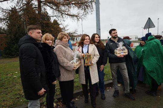 Betlejemskie Światło Pokoju dla powiatu tomaszowskiego i Ukrainy [ZDJĘCIA]