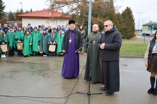 Betlejemskie Światło Pokoju dla powiatu tomaszowskiego i Ukrainy [ZDJĘCIA]