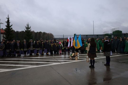 Betlejemskie Światło Pokoju dla powiatu tomaszowskiego i Ukrainy [ZDJĘCIA]