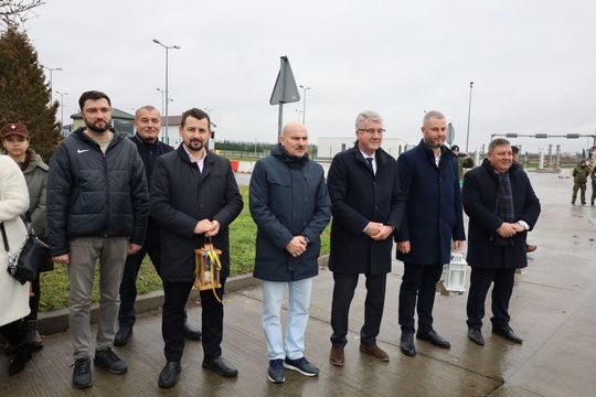 Betlejemskie Światło Pokoju dla powiatu tomaszowskiego i Ukrainy [ZDJĘCIA]