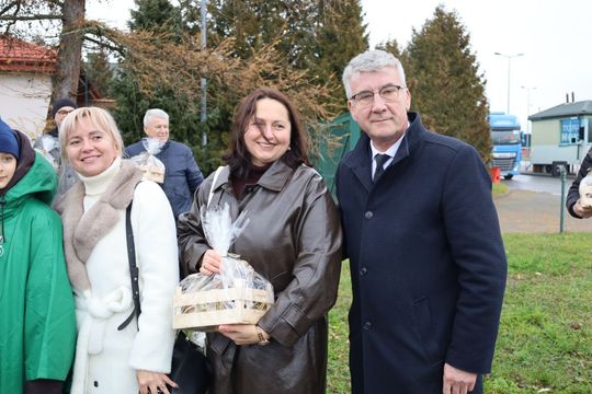 Betlejemskie Światło Pokoju dla powiatu tomaszowskiego i Ukrainy [ZDJĘCIA]