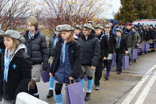 Betlejemskie Światło Pokoju dla powiatu tomaszowskiego i Ukrainy [ZDJĘCIA]