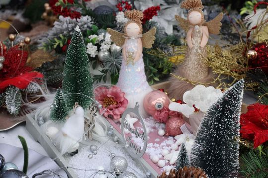 Świąteczny Kiermasz przed Starostwem Powiatowym w Tomaszowie Lubelskim [ZDJĘCIA]