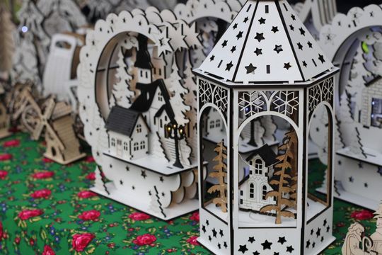 Świąteczny Kiermasz przed Starostwem Powiatowym w Tomaszowie Lubelskim [ZDJĘCIA]