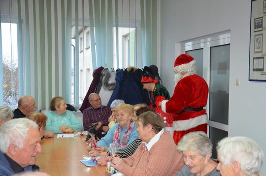 Święty Mikołaj odwiedził seniorów w gminie Telatyn [ZDJĘCIA]