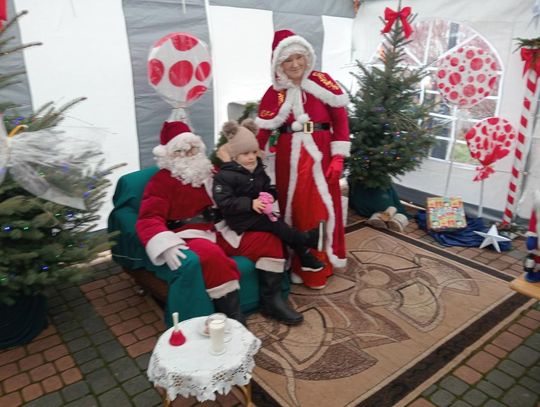 Kiermasz bożonarodzeniowy w Łaszczowie. Zobacz zdjęcia Kiermasz bożonarodzeniowy w Łaszczowie. Zobacz zdjęcia