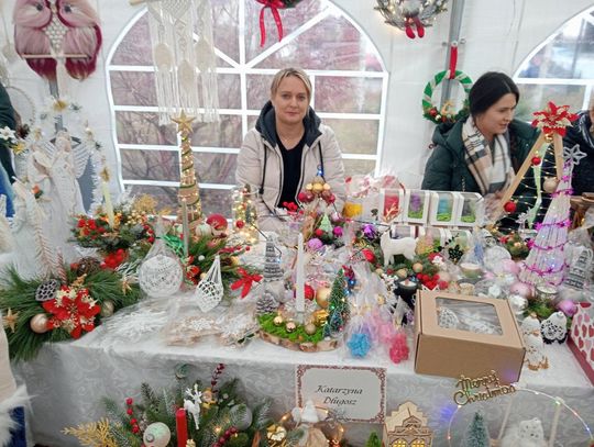 Kiermasz bożonarodzeniowy w Łaszczowie. Zobacz zdjęcia Kiermasz bożonarodzeniowy w Łaszczowie. Zobacz zdjęcia