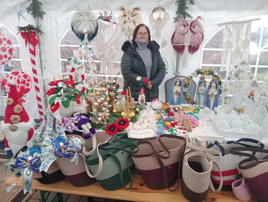 Kiermasz bożonarodzeniowy w Łaszczowie. Zobacz zdjęcia Kiermasz bożonarodzeniowy w Łaszczowie. Zobacz zdjęcia