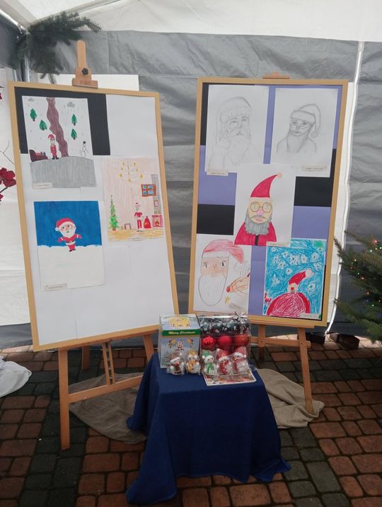 Kiermasz bożonarodzeniowy w Łaszczowie. Zobacz zdjęcia Kiermasz bożonarodzeniowy w Łaszczowie. Zobacz zdjęcia