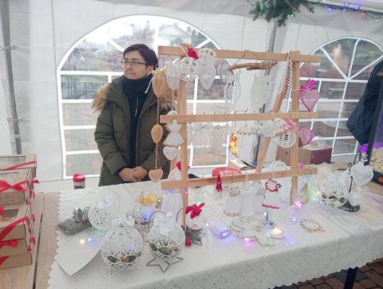 Kiermasz bożonarodzeniowy w Łaszczowie. Zobacz zdjęcia Kiermasz bożonarodzeniowy w Łaszczowie. Zobacz zdjęcia