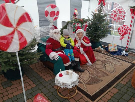 Kiermasz bożonarodzeniowy w Łaszczowie. Zobacz zdjęcia Kiermasz bożonarodzeniowy w Łaszczowie. Zobacz zdjęcia