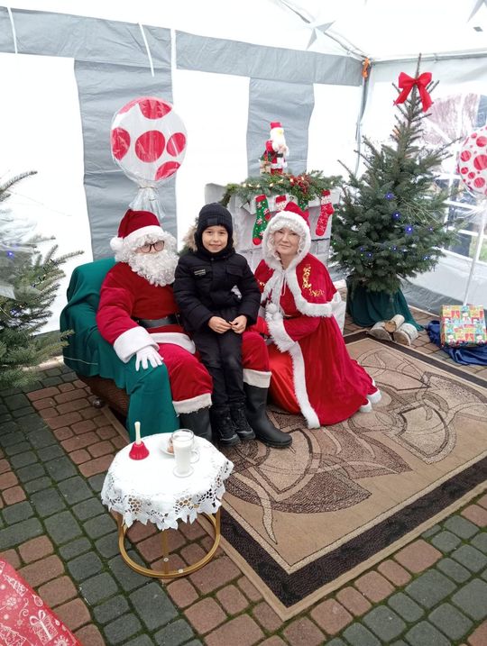 Kiermasz bożonarodzeniowy w Łaszczowie. Zobacz zdjęcia Kiermasz bożonarodzeniowy w Łaszczowie. Zobacz zdjęcia