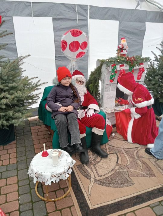 Kiermasz bożonarodzeniowy w Łaszczowie. Zobacz zdjęcia Kiermasz bożonarodzeniowy w Łaszczowie. Zobacz zdjęcia