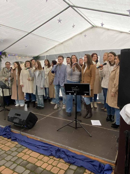 Kiermasz bożonarodzeniowy w Łaszczowie. Zobacz zdjęcia Kiermasz bożonarodzeniowy w Łaszczowie. Zobacz zdjęcia