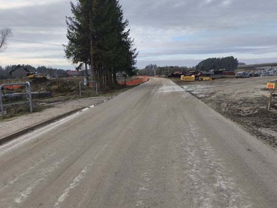Bełżec/Lubycza Królewska: Ludzie skarżą się na błoto na budowie S17. To niebezpieczeństwo [ZDJĘCIA]