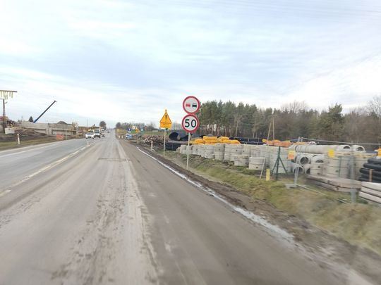 Bełżec/Lubycza Królewska: Ludzie skarżą się na błoto na budowie S17. To niebezpieczeństwo [ZDJĘCIA]
