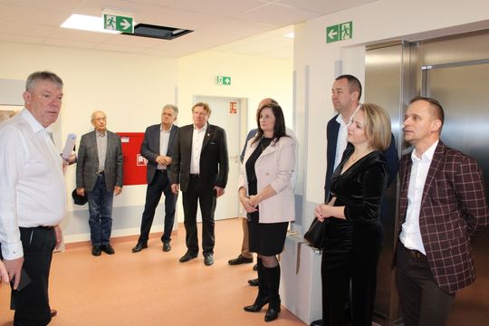 Radni oglądali nową część szpitala w Tomaszowie Lubelskim [ZDJĘCIA]