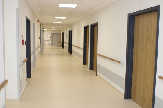 Radni oglądali nową część szpitala w Tomaszowie Lubelskim [ZDJĘCIA]