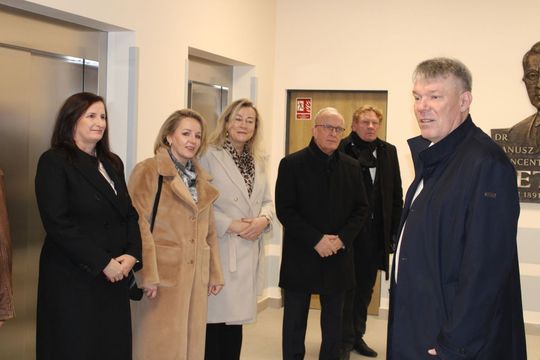 Radni oglądali nową część szpitala w Tomaszowie Lubelskim [ZDJĘCIA]