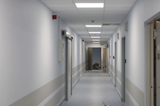 Radni oglądali nową część szpitala w Tomaszowie Lubelskim [ZDJĘCIA]