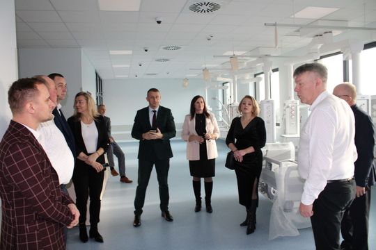 Radni oglądali nową część szpitala w Tomaszowie Lubelskim [ZDJĘCIA]