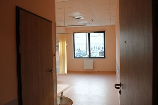 Radni oglądali nową część szpitala w Tomaszowie Lubelskim [ZDJĘCIA]