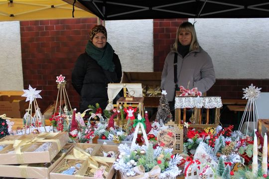 Kiermasz bożonarodzeniowy w Zwierzyńcu. Kto nie był niech żałuje [ZDJĘCIA]