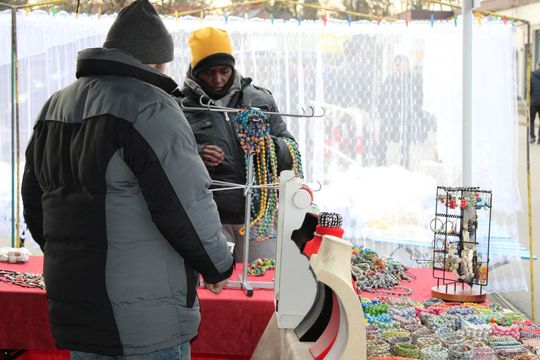 Kiermasz bożonarodzeniowy w Zwierzyńcu. Kto nie był niech żałuje [ZDJĘCIA]