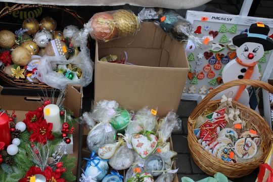 Kiermasz bożonarodzeniowy w Zwierzyńcu. Kto nie był niech żałuje [ZDJĘCIA]