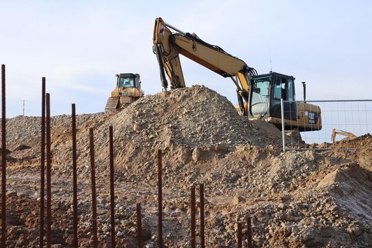 Budowa S17 koło Zamościa nabiera tempa. Sprawdziliśmy postępy prac [ZDJĘCIA]