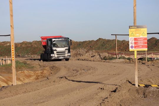 Budowa S17 koło Zamościa nabiera tempa. Sprawdziliśmy postępy prac [ZDJĘCIA]