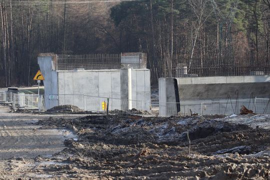 Budowa S17 koło Zamościa nabiera tempa. Sprawdziliśmy postępy prac [ZDJĘCIA]