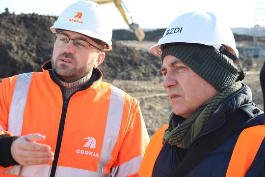 Budowa S17 koło Zamościa nabiera tempa. Sprawdziliśmy postępy prac [ZDJĘCIA]