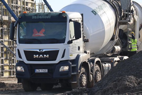 Budowa S17 koło Zamościa nabiera tempa. Sprawdziliśmy postępy prac [ZDJĘCIA]