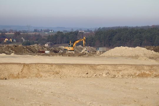 Budowa S17 koło Zamościa nabiera tempa. Sprawdziliśmy postępy prac [ZDJĘCIA]