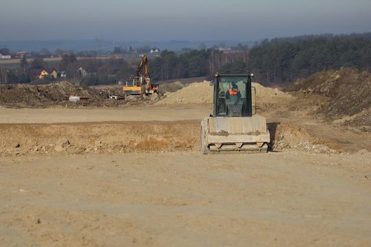 Budowa S17 koło Zamościa nabiera tempa. Sprawdziliśmy postępy prac [ZDJĘCIA]