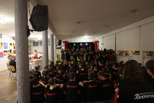 Tomaszów Lubelski: Zespół "Roztocze" podzielił się opłatkiem [ZDJĘCIA]