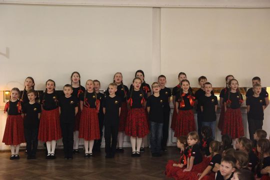 Tomaszów Lubelski: Zespół "Roztocze" podzielił się opłatkiem [ZDJĘCIA]