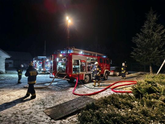 Dramat w święta. Wybuch gazu i pożar w domu w Zarzeczu [ZDJĘCIA]